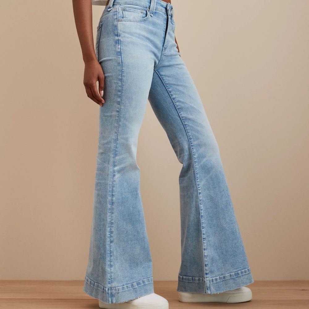 AE Next Level Festival Flare Jean NWT 14